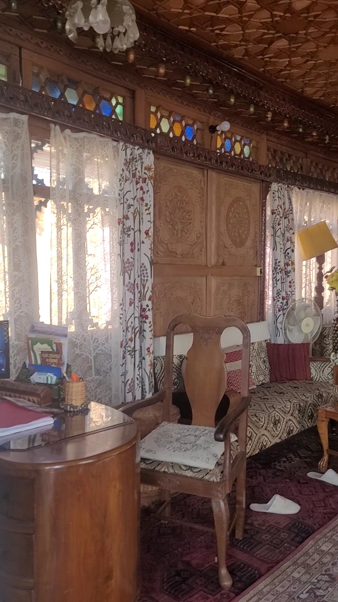 Hilton Kashmir Houseboat on Dal Lake, Srinagar