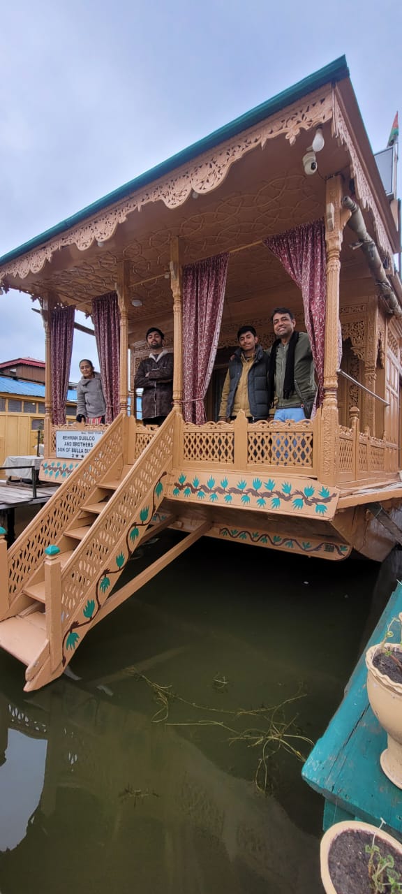 New Australia Houseboat on Dal Lake, Srinagar